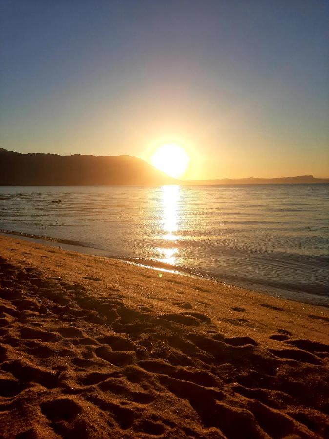 Pe Na Areia, Casa Na Praia De Frente Para O Mar Florianópolis Exteriör bild